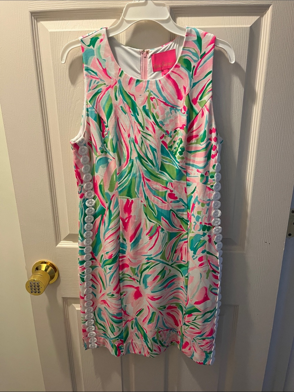 Lilly Pulitzer Sleeveless Floral Shift Dress in Pink & Green